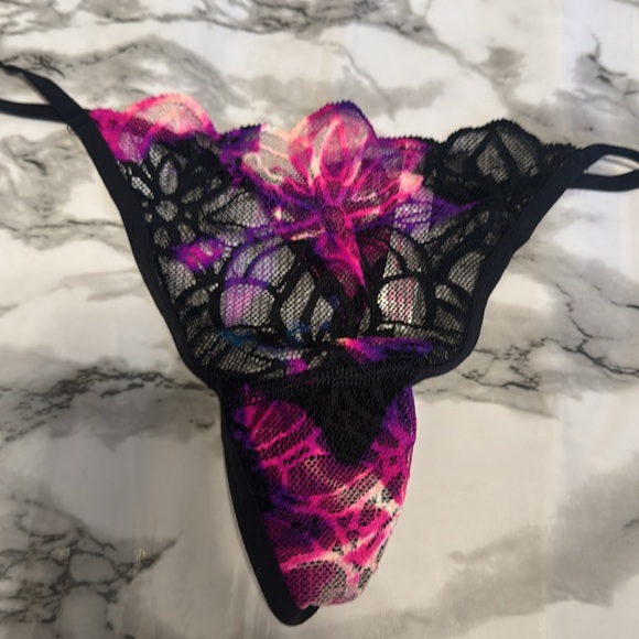 Victoria’s Secret pink Y2K Floral Lace Women's Intimate Thong panty M - Picture 3 of 6
